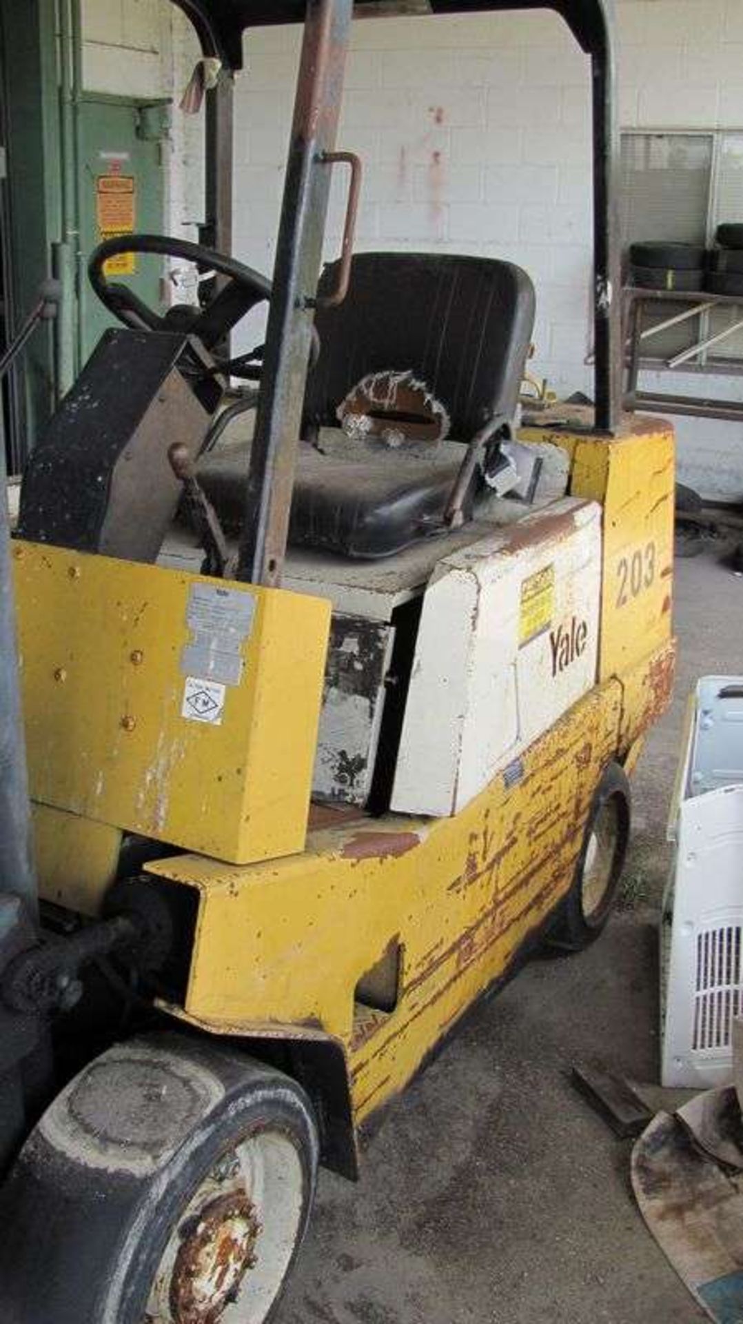 Yale GLC080LCN5BE095 Forklift