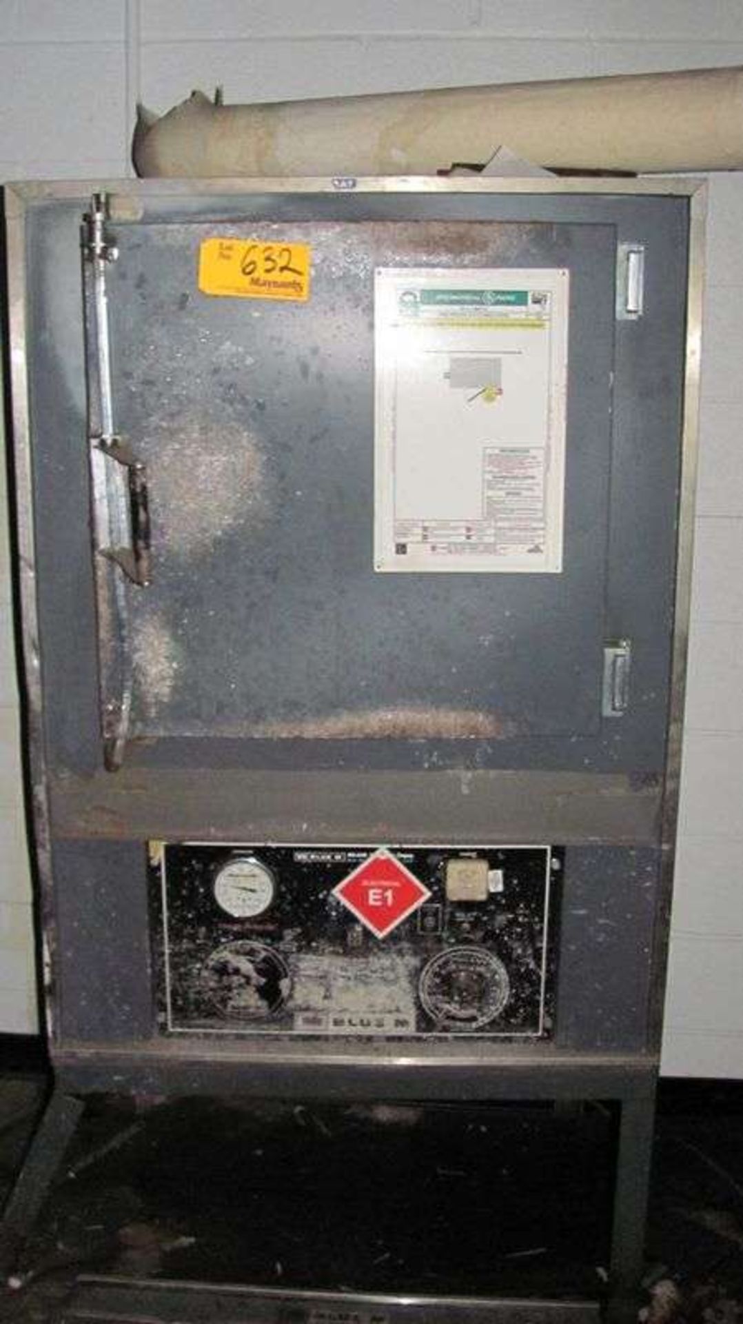 Blue M TA-702 A Lab Oven