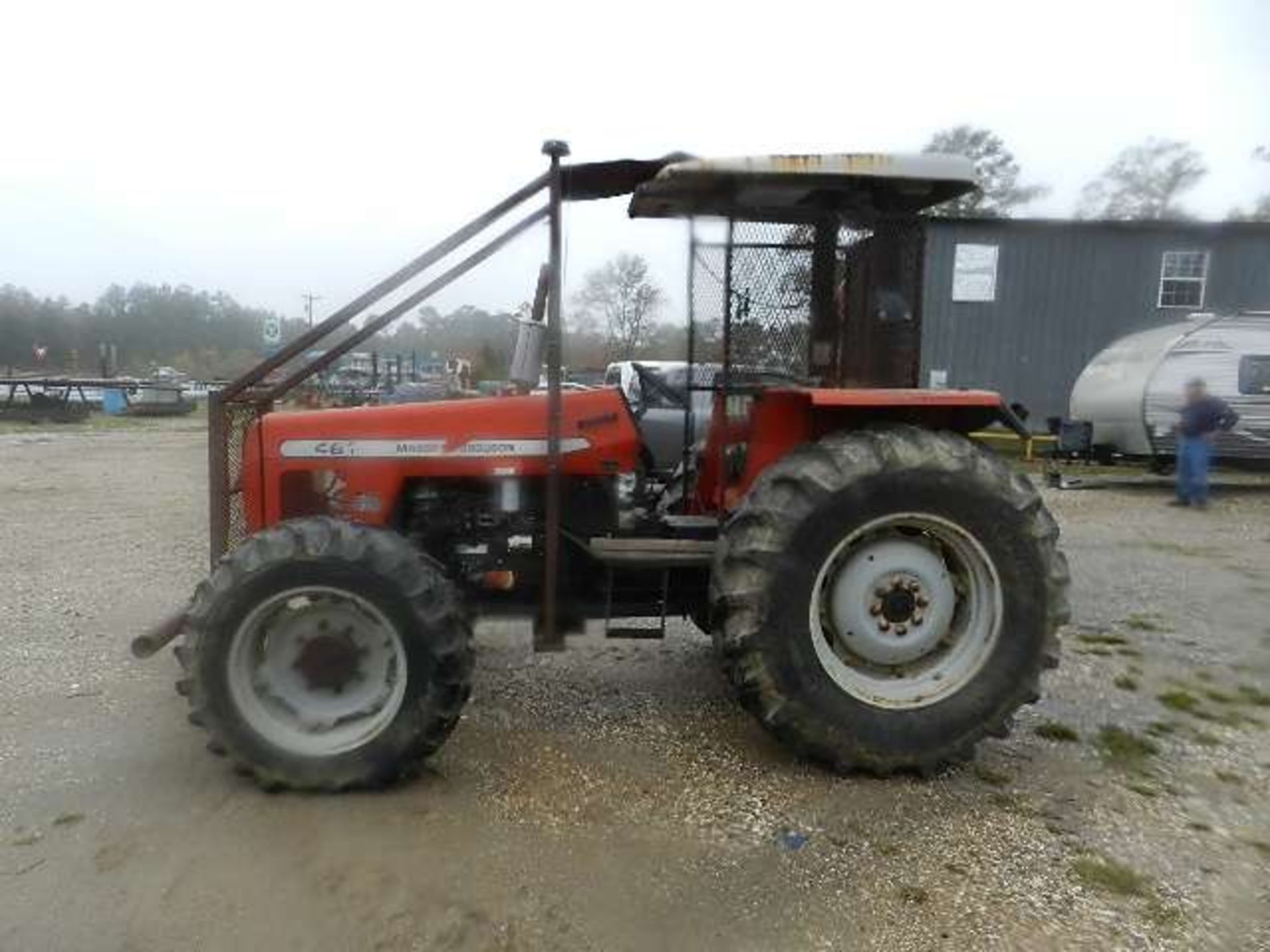 Massey Ferguson 481 Tractor - Image 2 of 18