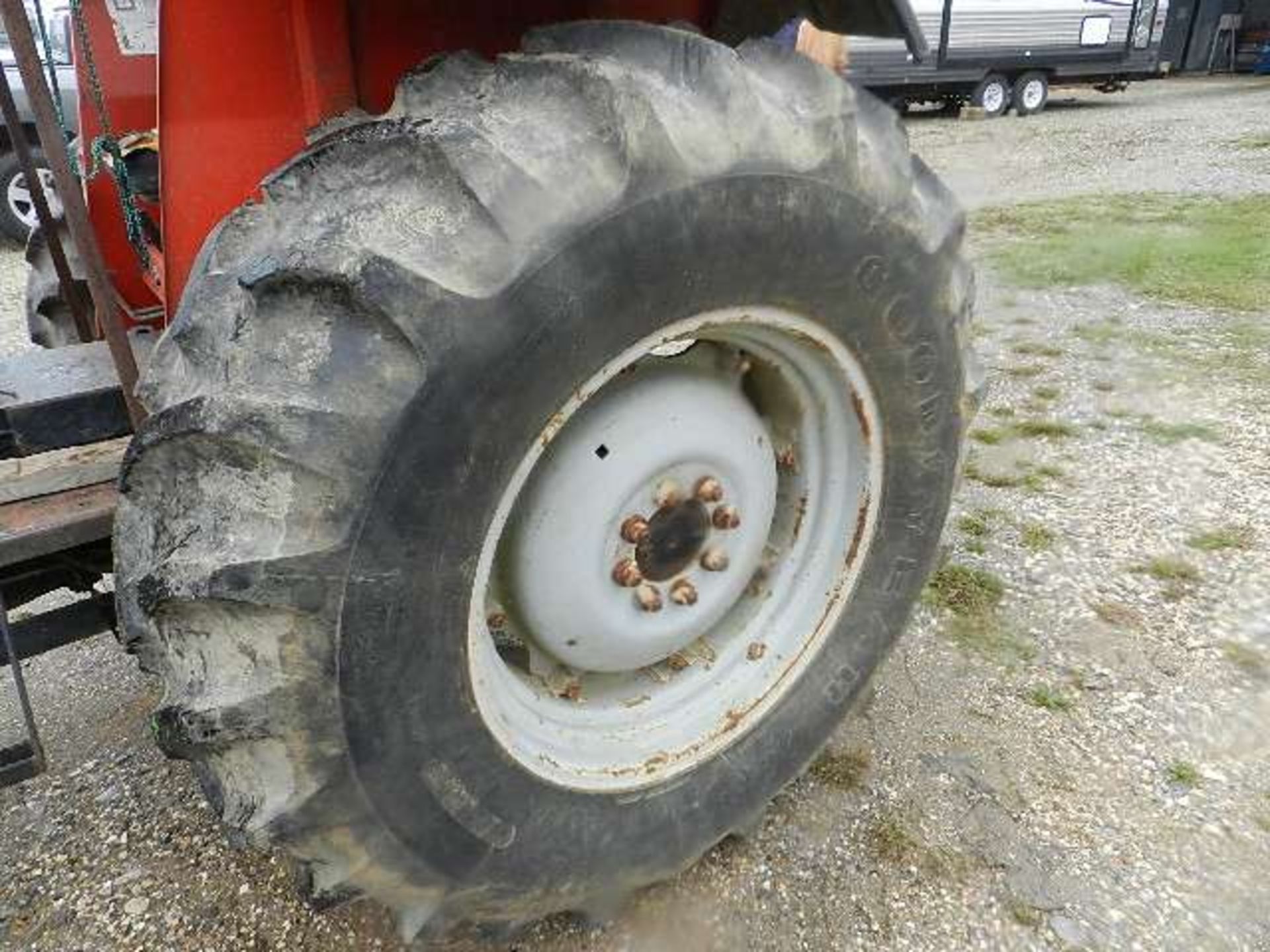 Massey Ferguson 481 Tractor - Image 14 of 18