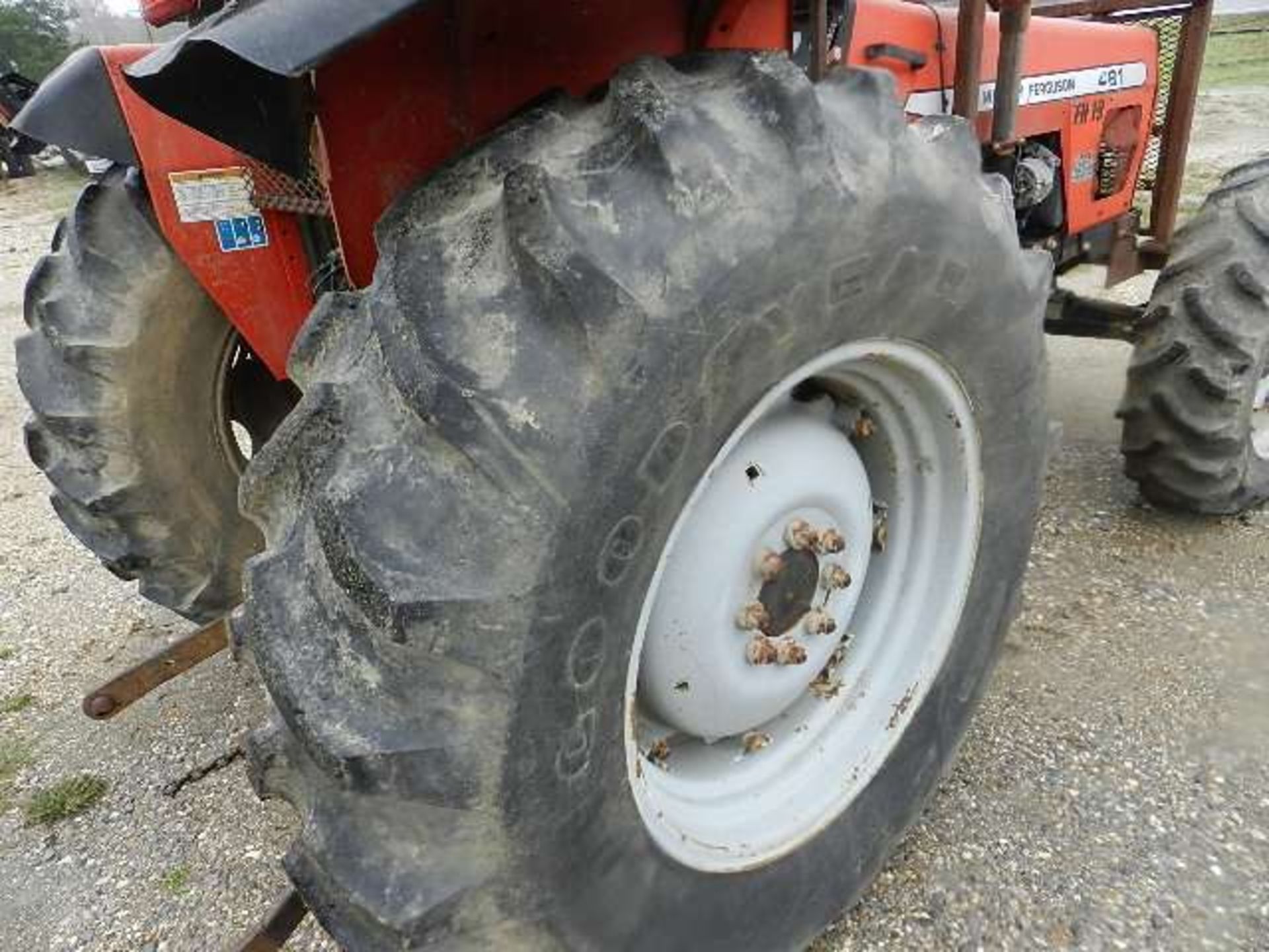 Massey Ferguson 481 Tractor - Image 17 of 18