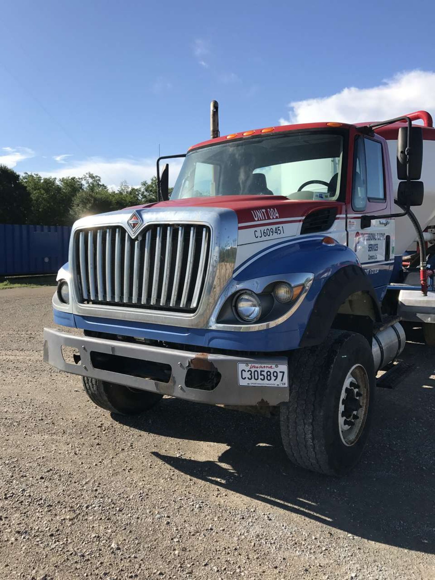 2012 INTERNATIONAL 7600 Tri-Axle Bulk Cement Truck, - Image 5 of 7