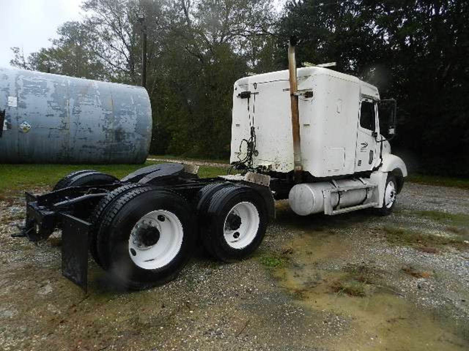 2002 Freightliner Semi-tractor - Image 5 of 26