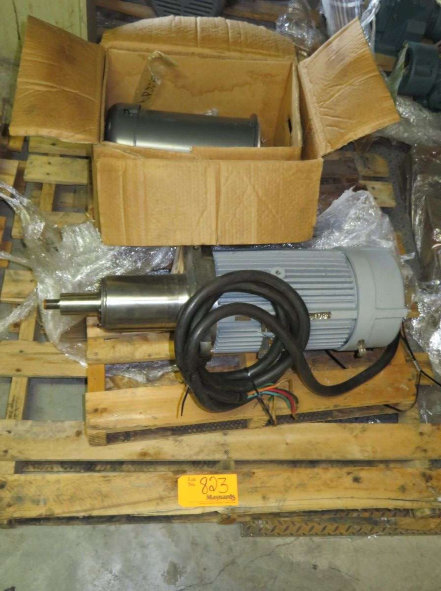 (6) Pallets of Assorted Motors, Gear Boxes, and Pumps - Image 2 of 17