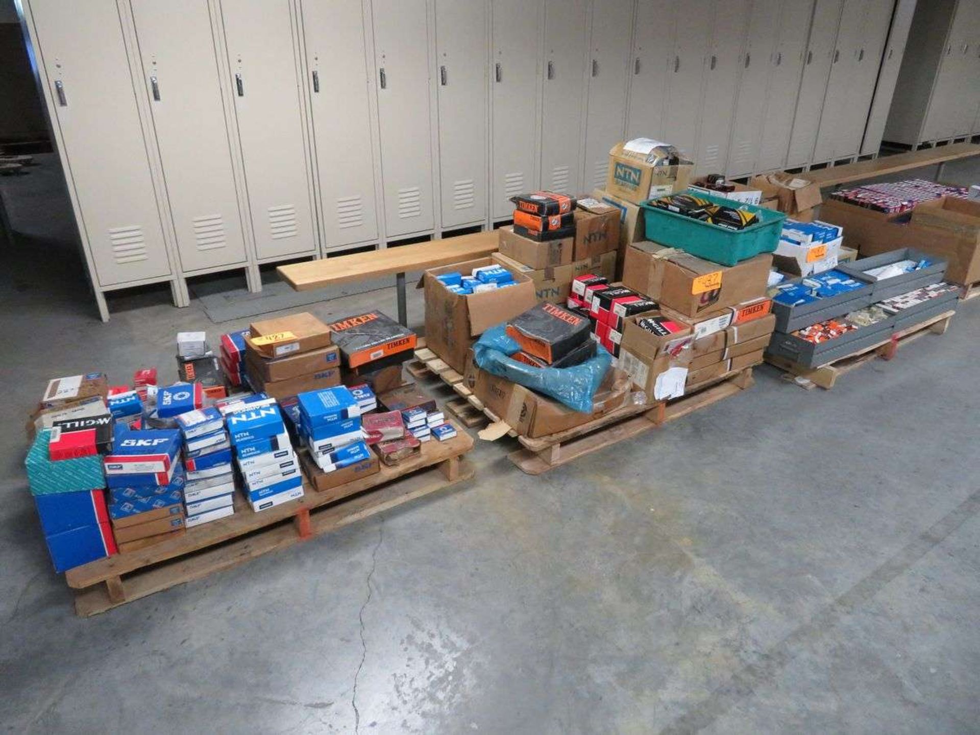 (5) Pallets of Assorted Bearings