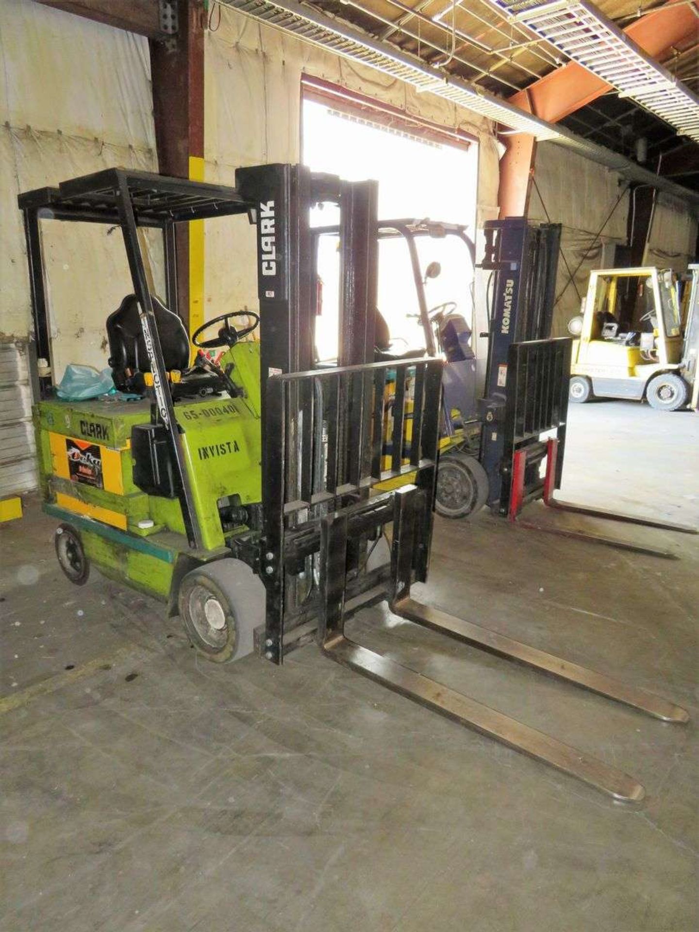 Clark ECS27 36/48V Electric Fork Truck - Image 2 of 9