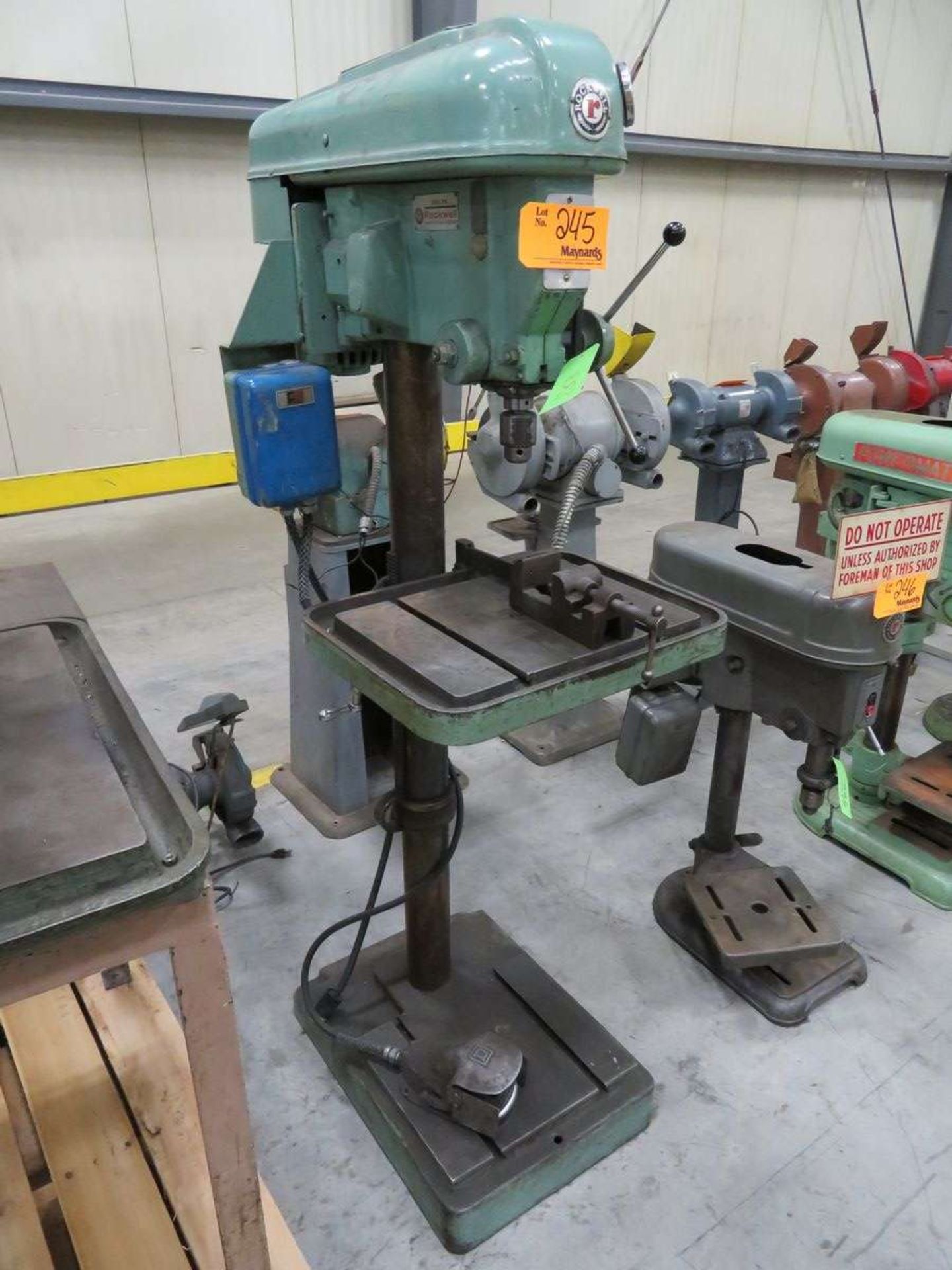 Rockwell 17-600 Pedestal Drill Press - Bild 2 aus 4