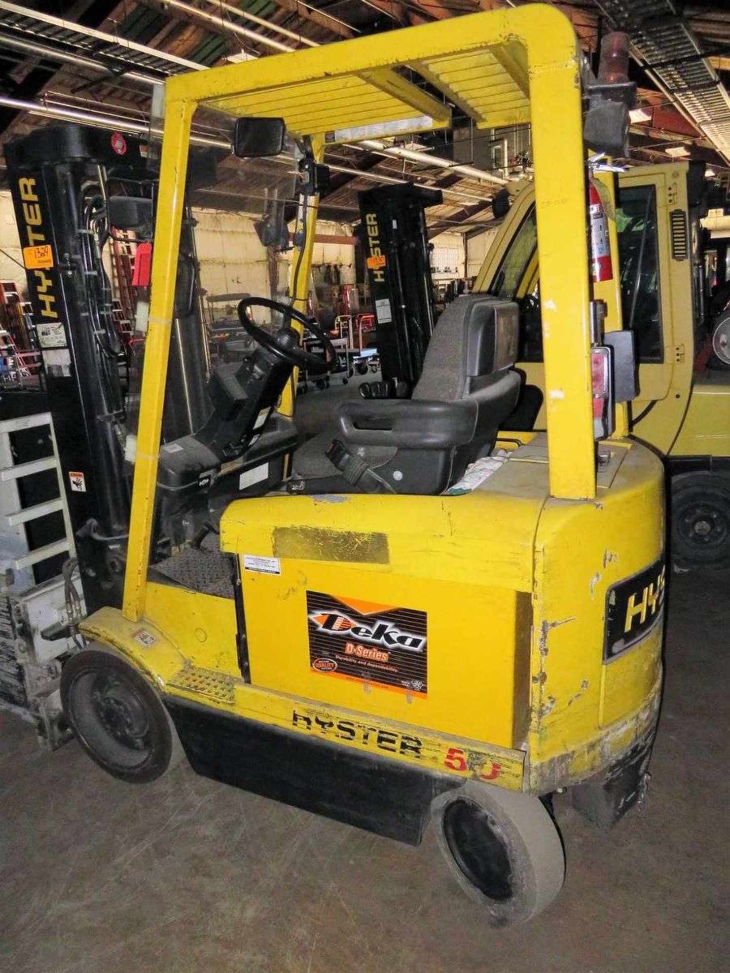 Hyster E50XM-33 36V Electric Fork Truck - Image 4 of 9