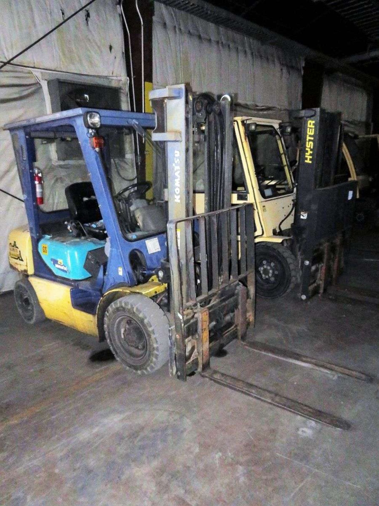 Komatsu FG25HTUS-12 Gasoline Fork Truck - Image 2 of 8