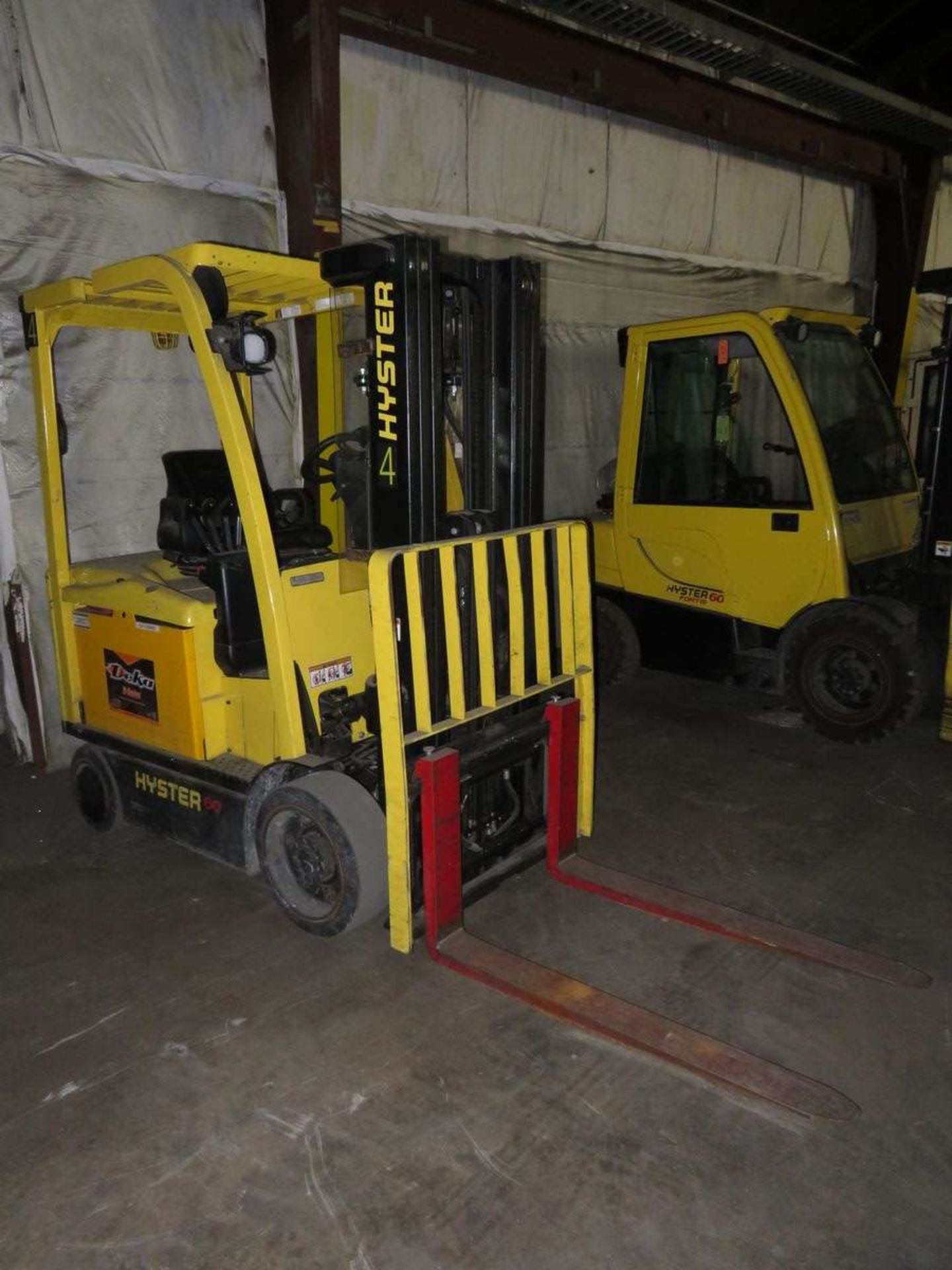 Hyster E60XN-33 36V Electric Fork Truck - Image 2 of 9