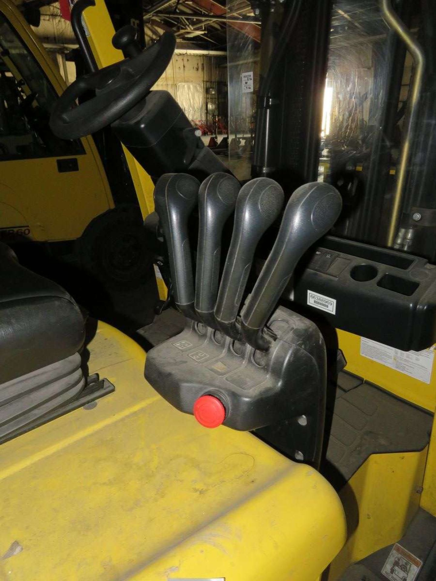 Hyster E60XN-33 36V Electric Fork Truck - Image 7 of 9