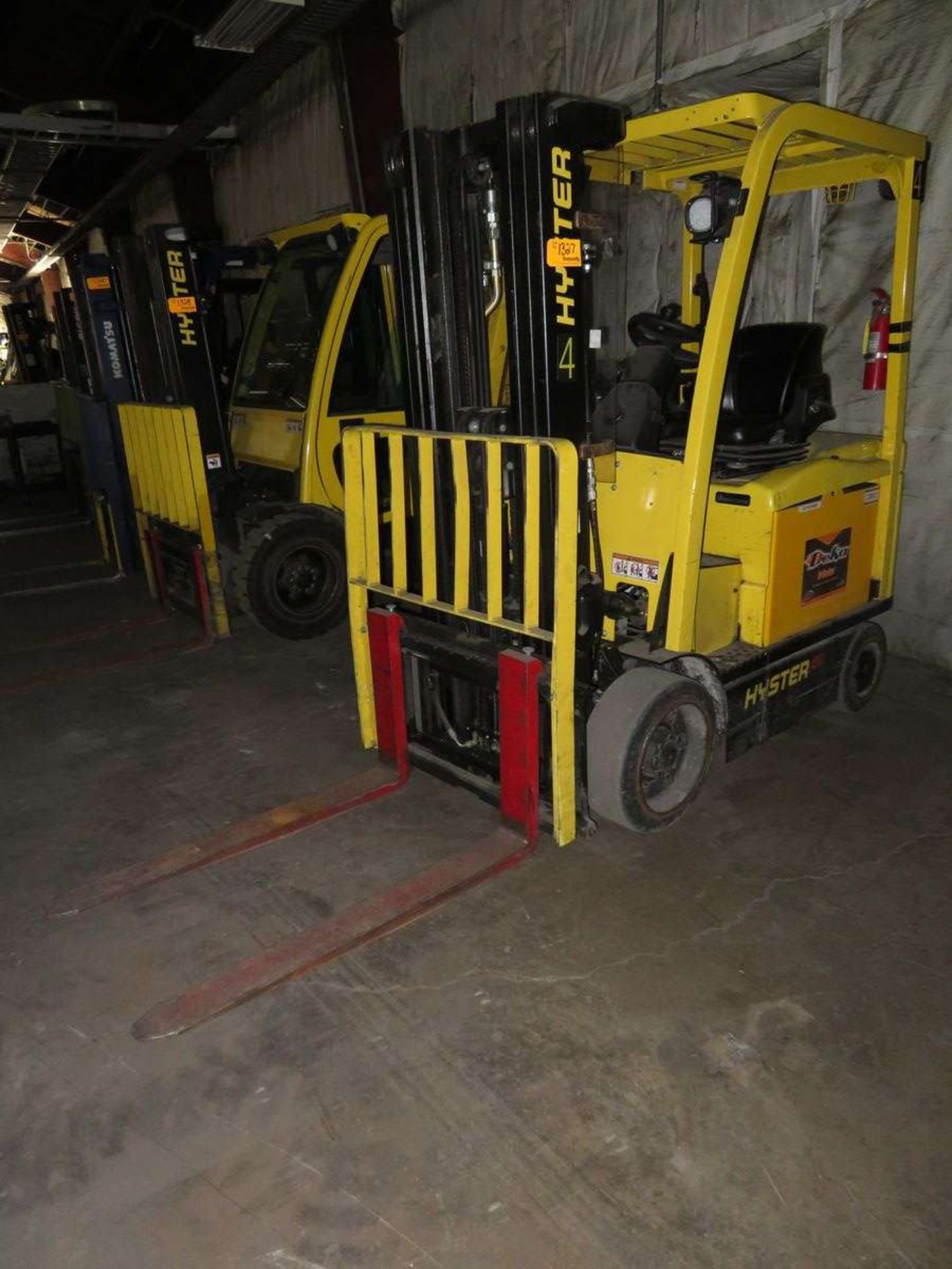 Hyster E60XN-33 36V Electric Fork Truck