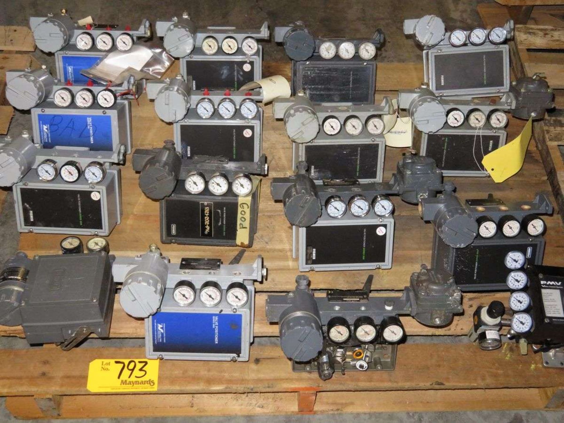 (2) Pallets of Assorted Valve Positioners and Transmitters - Bild 2 aus 3