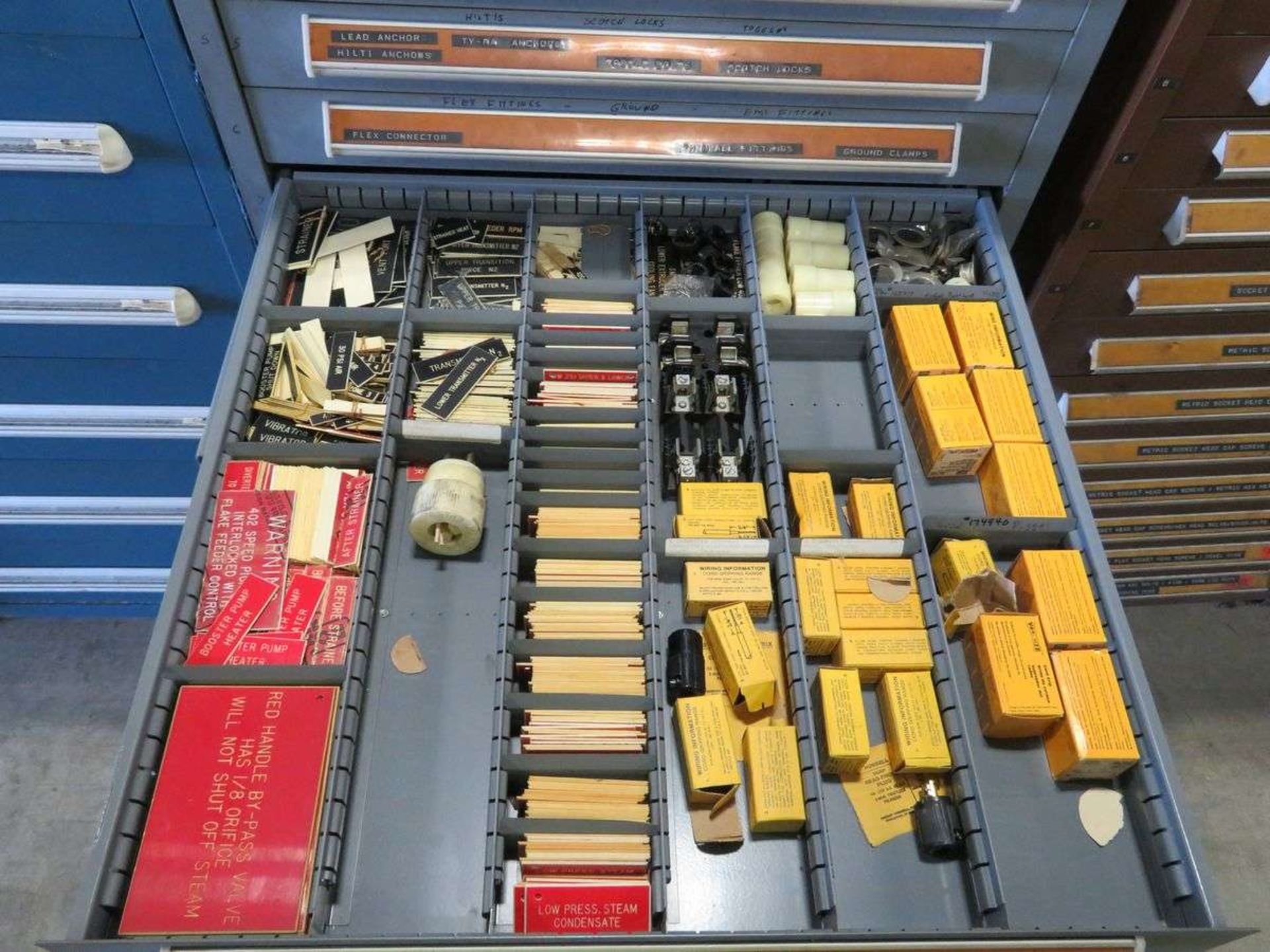 Stanley Vidmar Heavy Duty 15-Drawer Parts Cabinet - Image 8 of 13