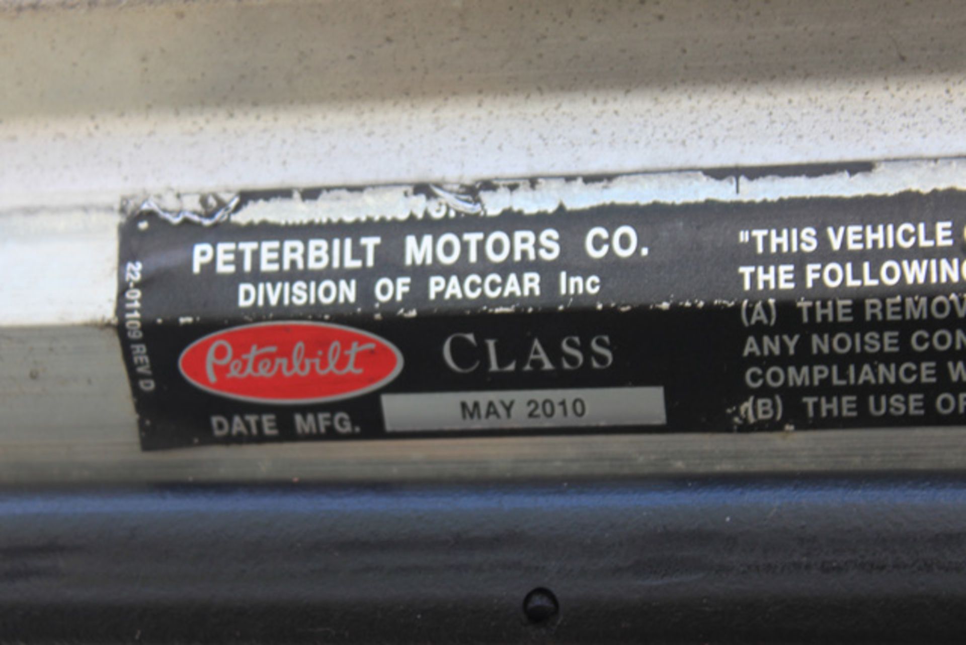 (Fontana) 2011 Peterbilt 384 Tank Truck, 1996 Weld-It 4,640 Gallon Single Compartment Tank Body, - Bild 6 aus 8