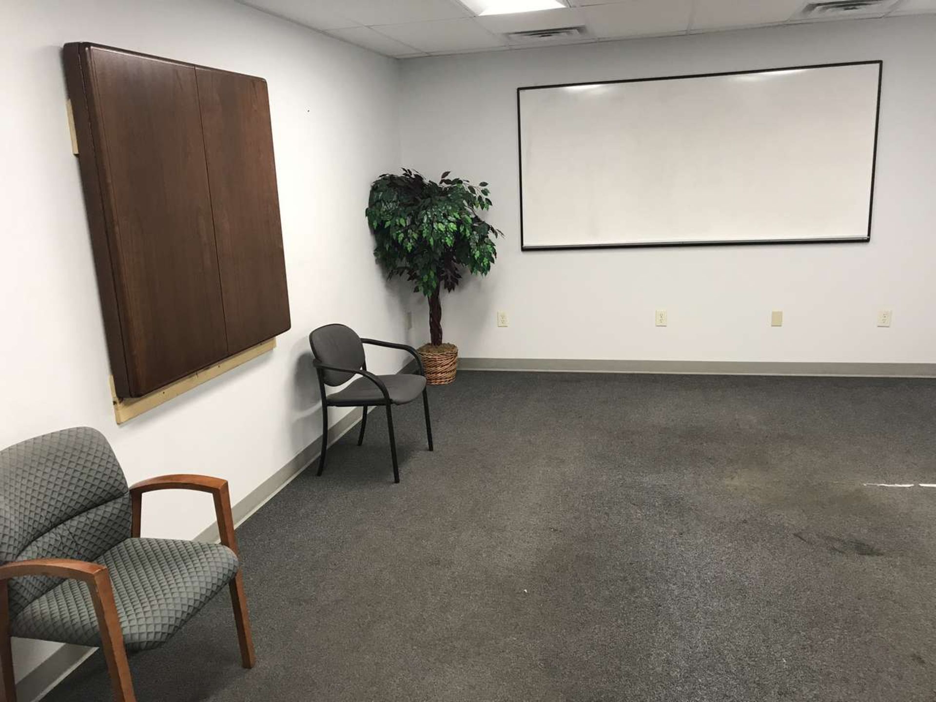 Contents of Conference Room