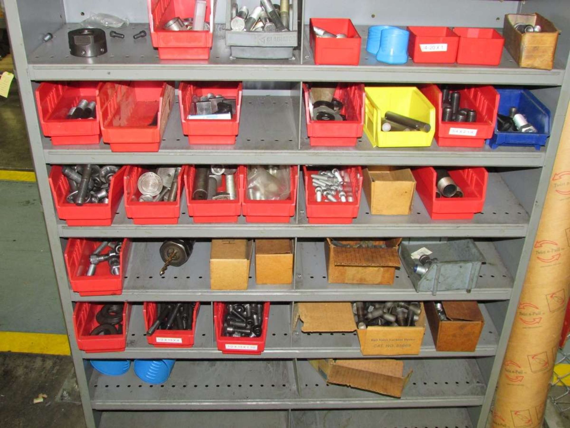 Adjustable Shelving with Assorted Contents - Image 4 of 4