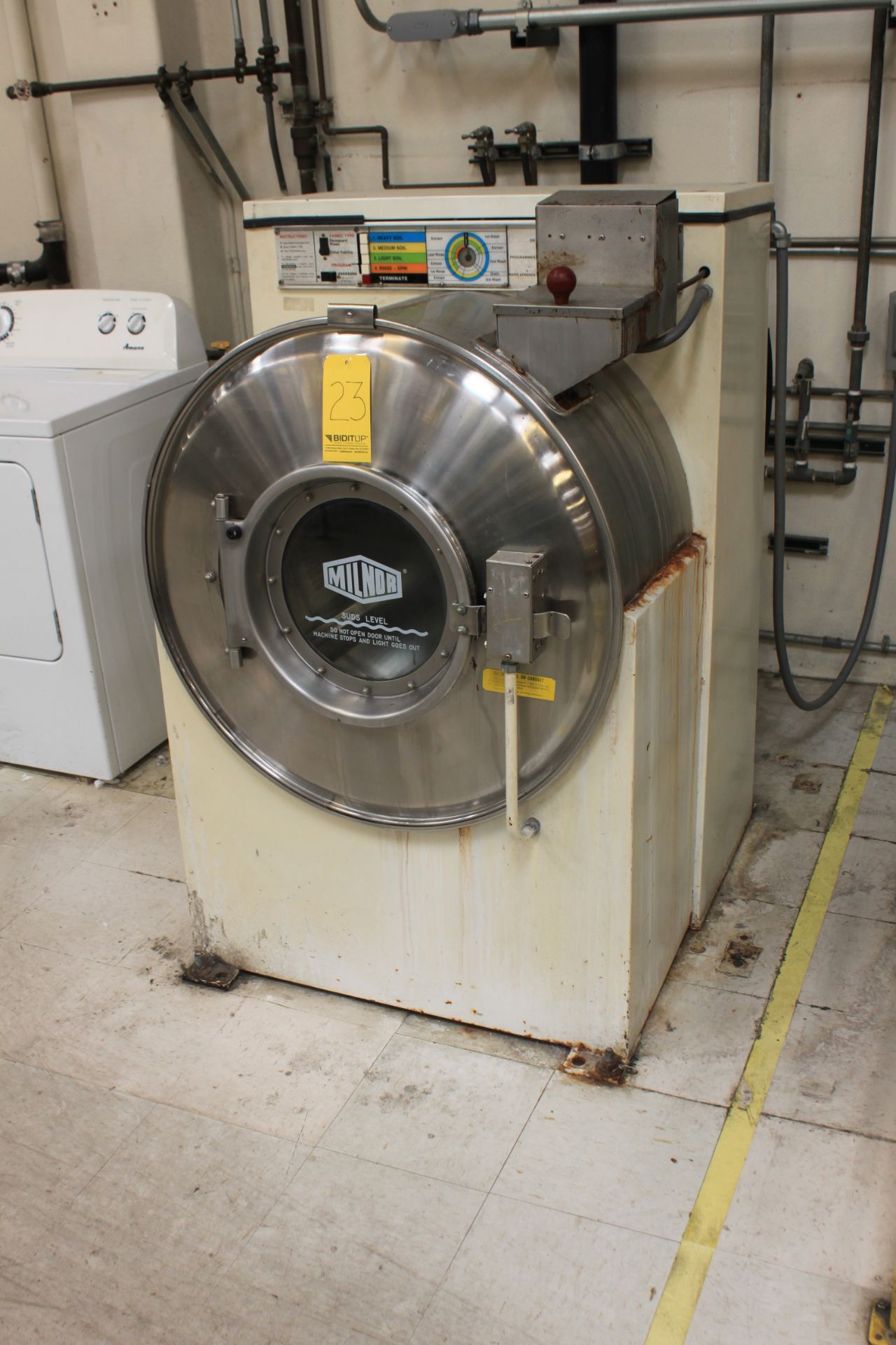 (1977) Milnor Washer, Model 30015N4E, 35 Lb. Max Load, 445 Max RPM, S/N 3228202/78236 - Image 2 of 4