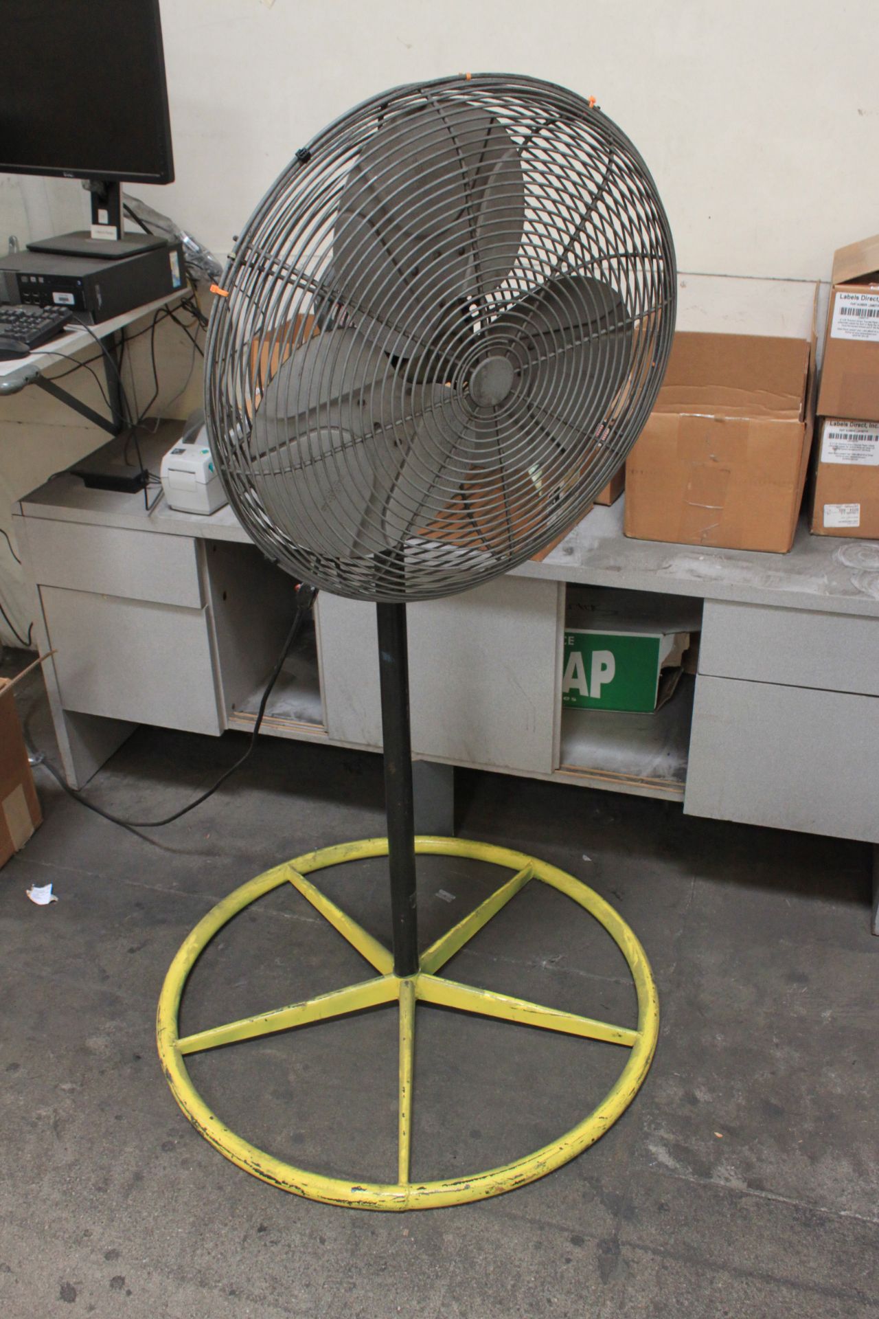 26'' Floor Fan w/ Dayton 1/4 HP Motor