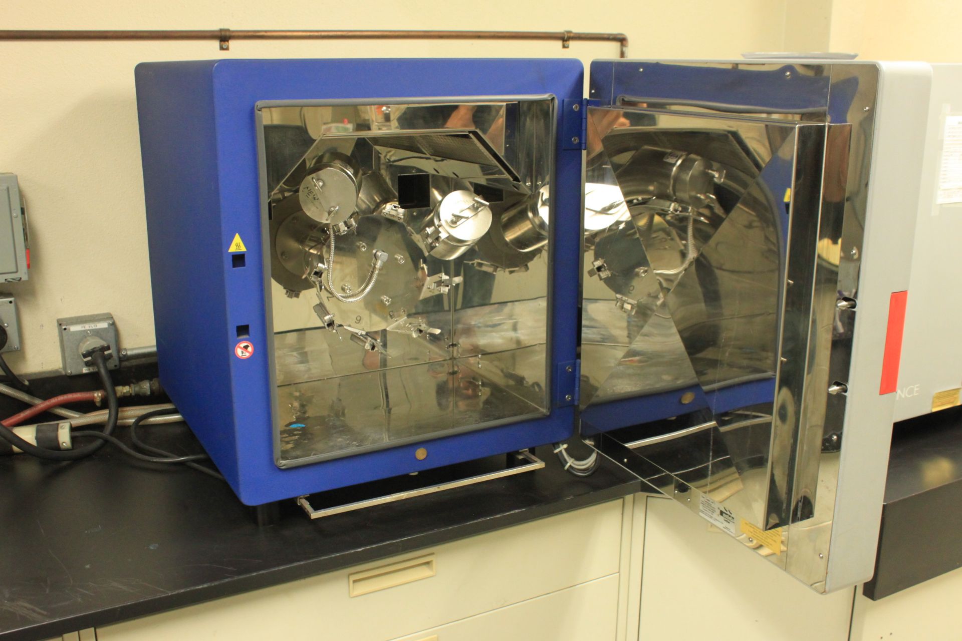Datacolor Ahiba Nuance Top Speed II Rotary Dyeing Machines, 3,910 Watt ...