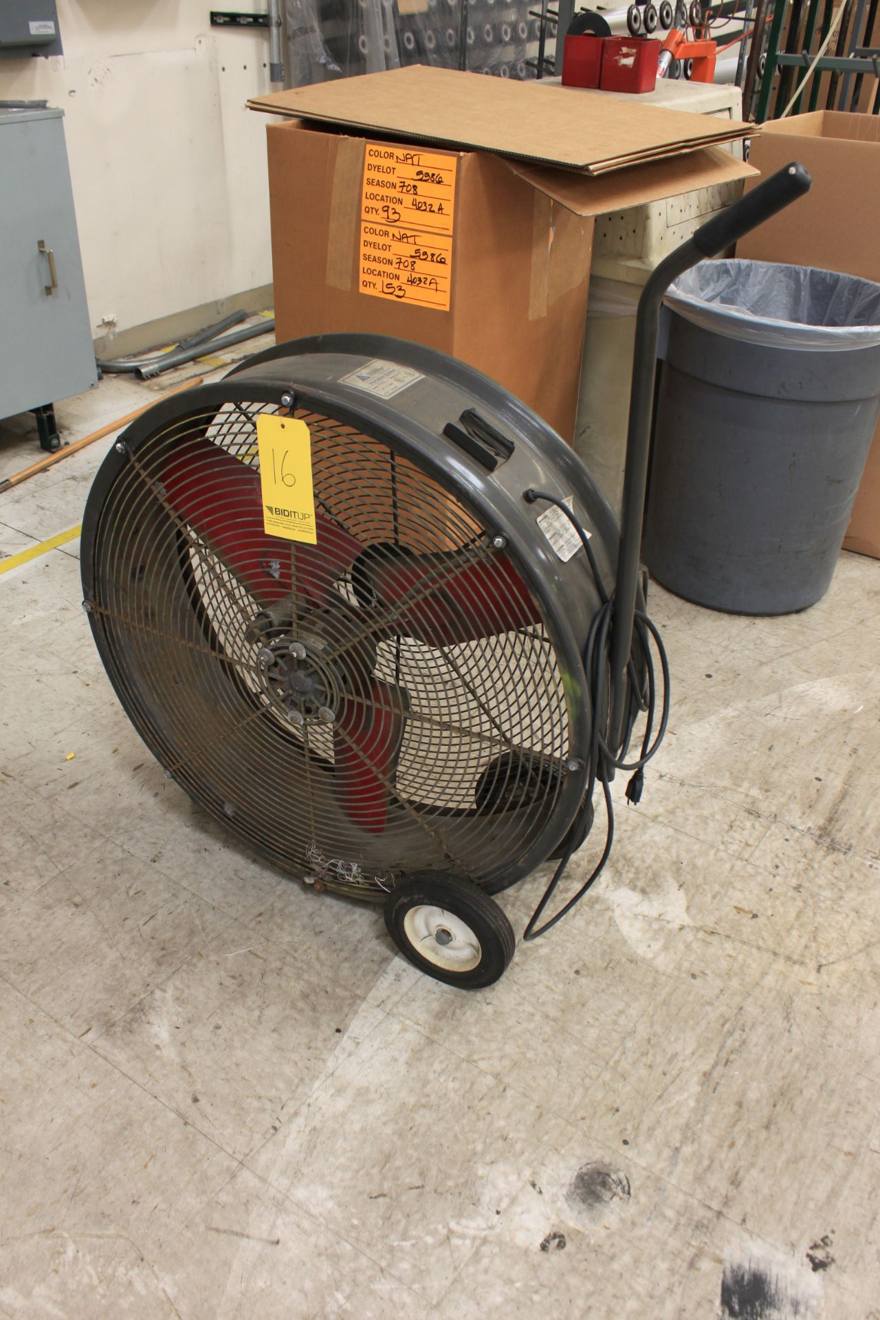 32'' Triangle Engineering Portable Fan, Model PC3021, S/N A97