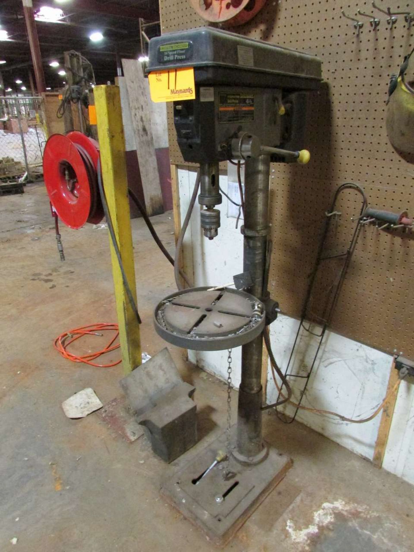 Central Machinery 43389 Pedestal Drill Press