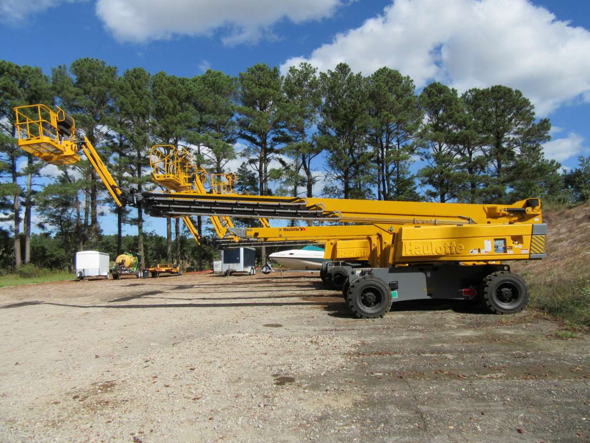 2015 Haulotte HT132RTJ PRO Telescopic Boom Lift