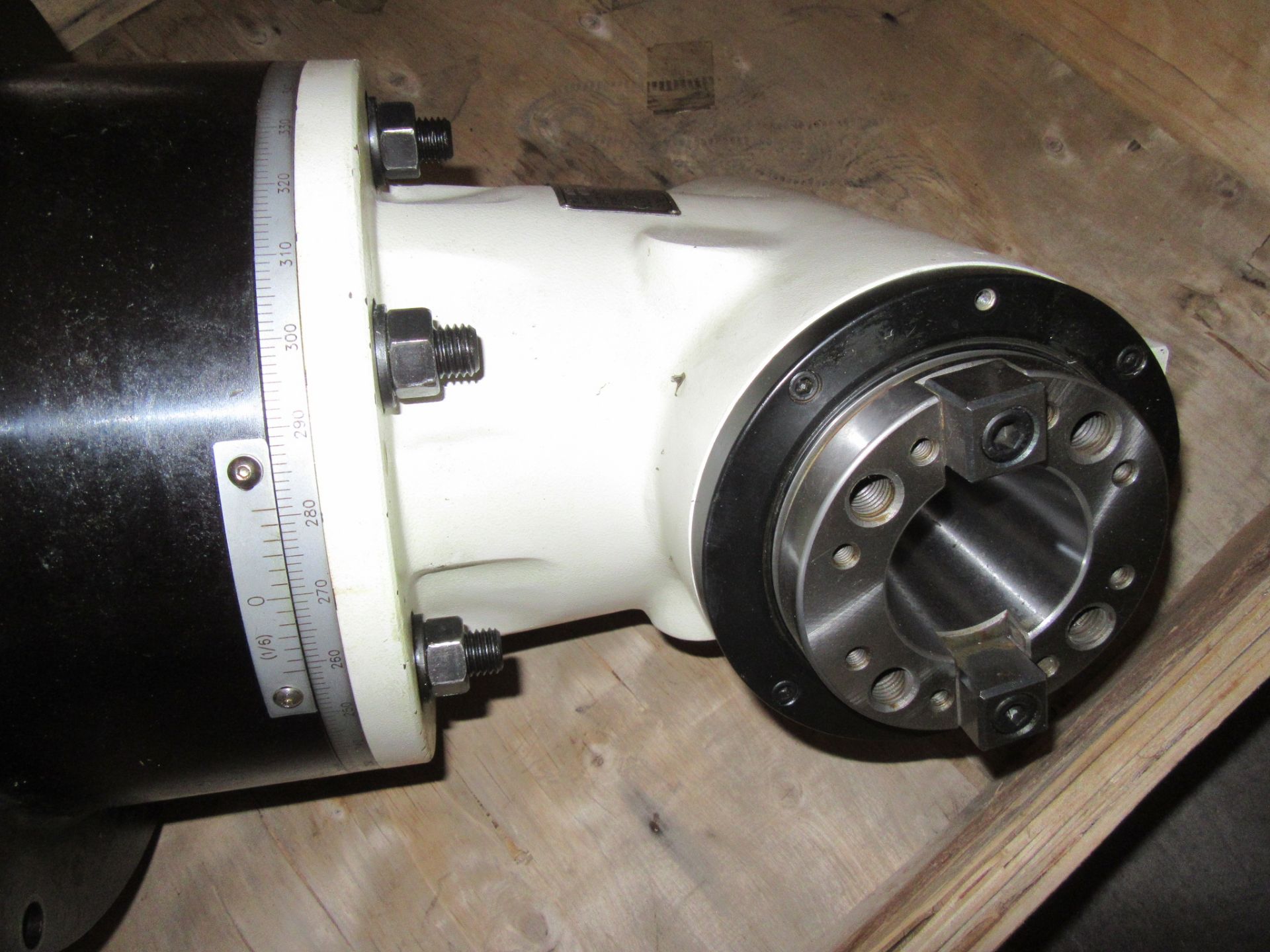 90 DEGREE RIGHT ANGLE HEAD FOR CHEVALIER, 38 KW, 2000 RPM, 150 MM, YEAR 2012, (BACK BUILDING) - Image 3 of 4