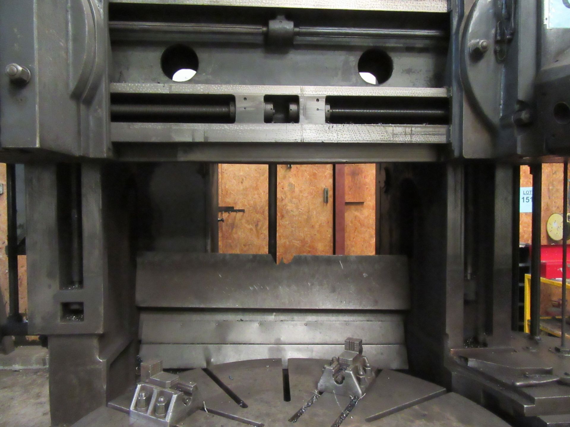 KING 62'' VERTICAL BORING MILL, 62'' TABLE WITH (4) JAWS, 5-POSITION TURRET - Image 4 of 6