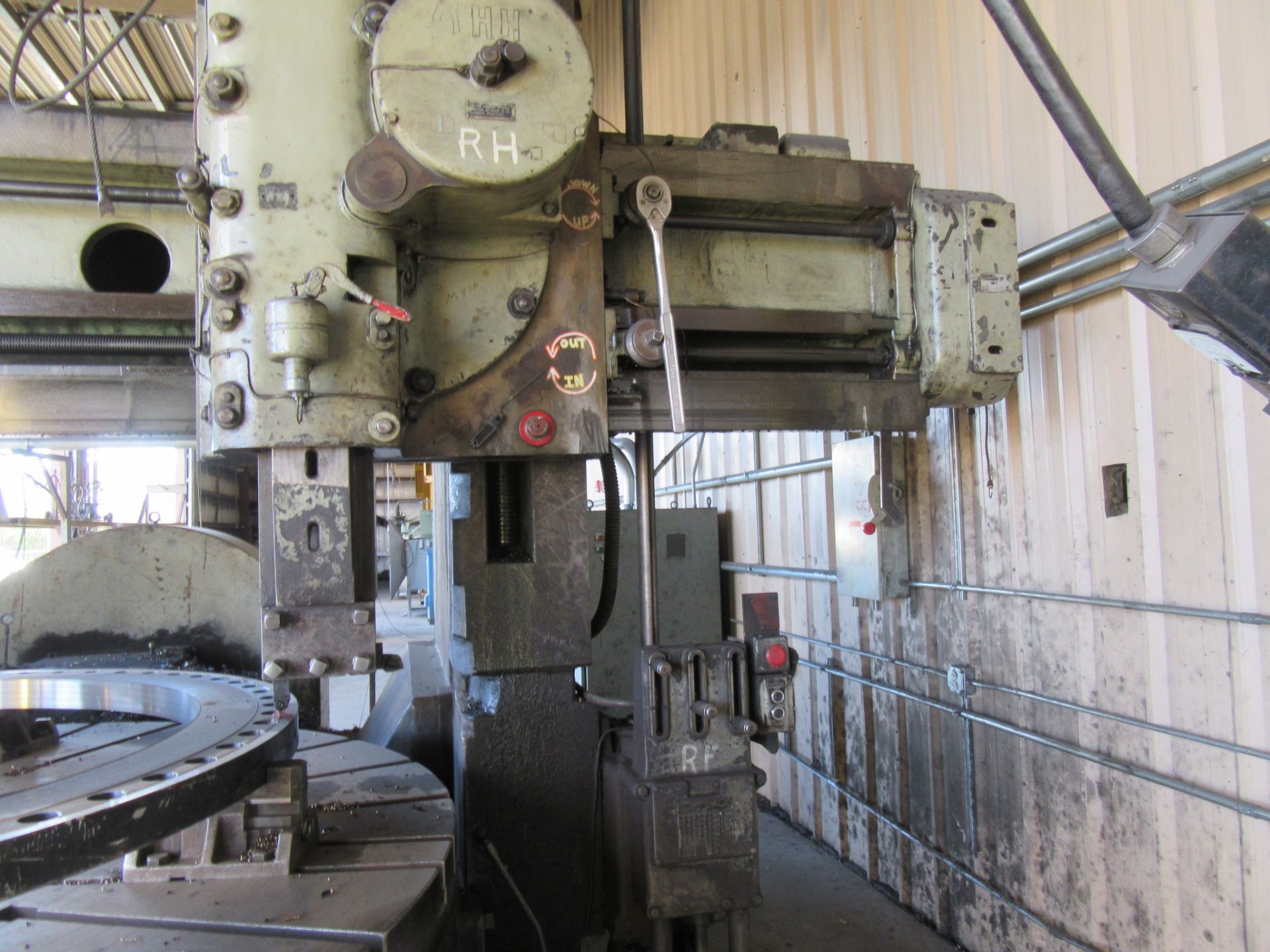 BETT VB-11 VERTICAL BORING MILL, 120'' TABLE WITH (4) JAWS, YEAR 1960, - Image 4 of 9