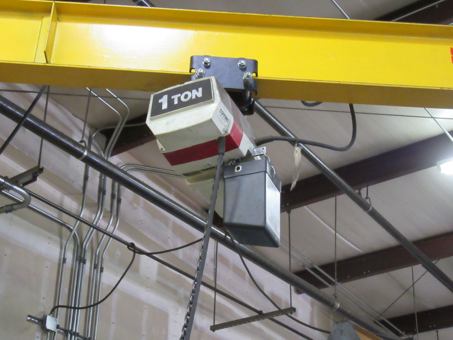 1 TON FLOOR MOUNTED JIB CRANE WITH COFFING 1 TON ELECTRIC CHAIN HOIST - Image 2 of 2