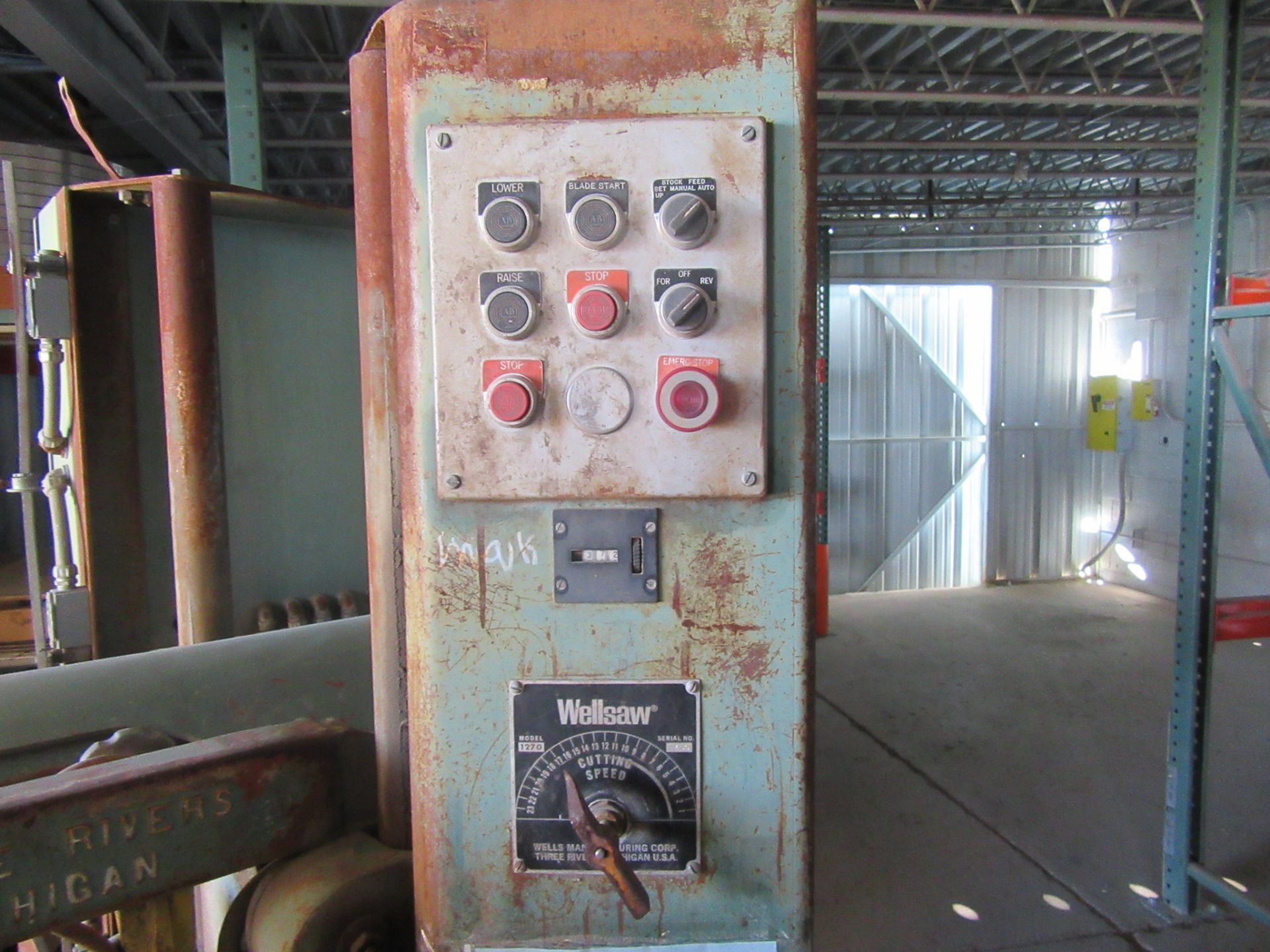 WF WELLS 12'' HORIZONTAL BAND SAW, MODEL: 1270, MISSING AC CABLE, (LOCATION: 10097 US HIGHWAY 50 E) - Image 3 of 3