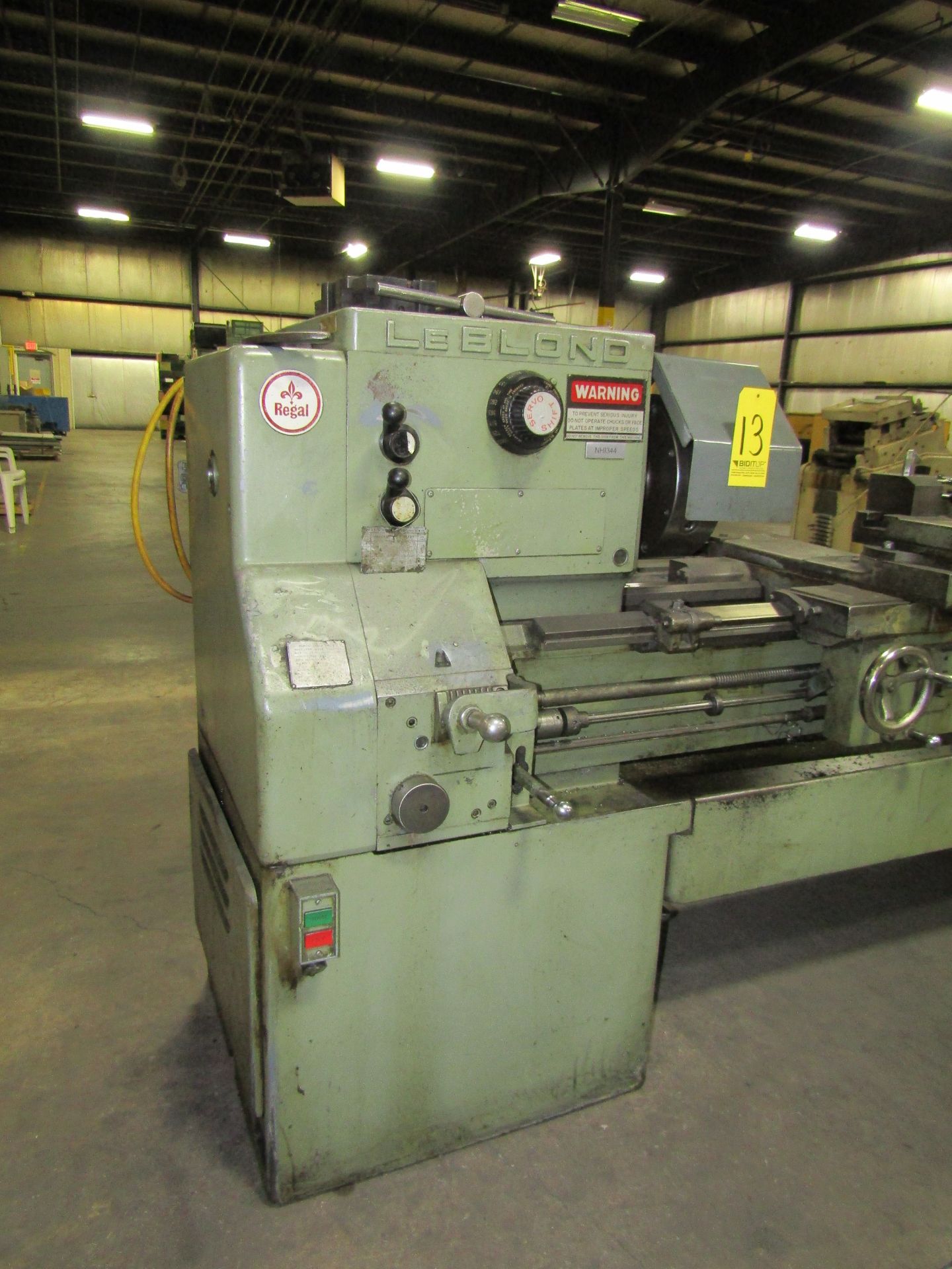 Leblond Lathe 19 1/2 X 54 S#: 7E2025 W/ 3-Jaw Chuck, 4-Jaw Chuck, And Tool Post - Image 2 of 6