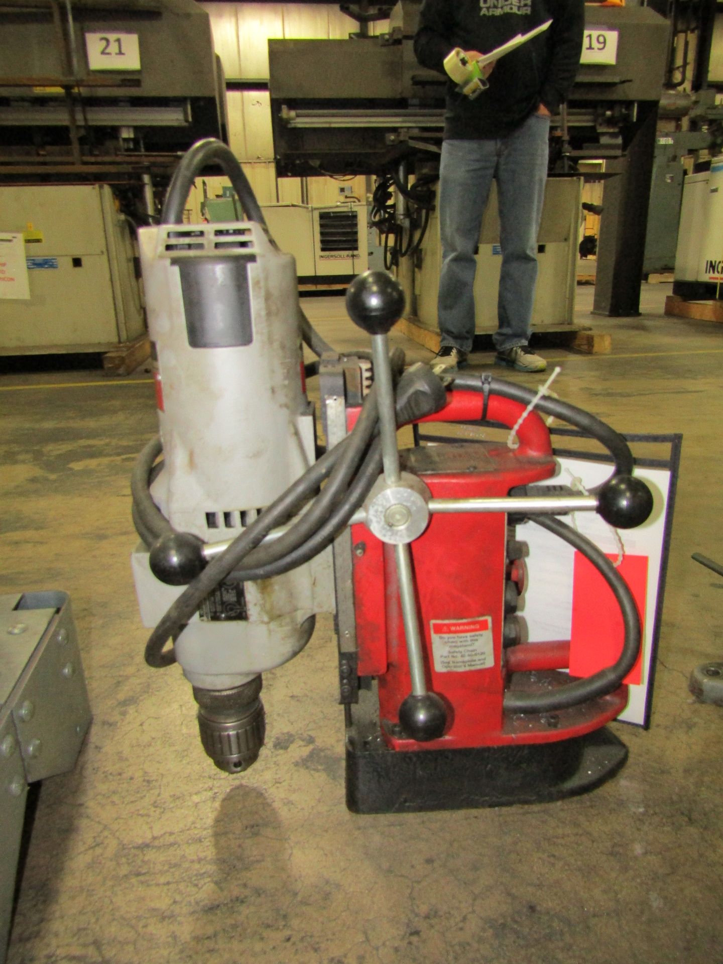 Milwaukee Magnetic Base Drill, M#: 4292-1, S#: 504A194400086 - Image 2 of 2