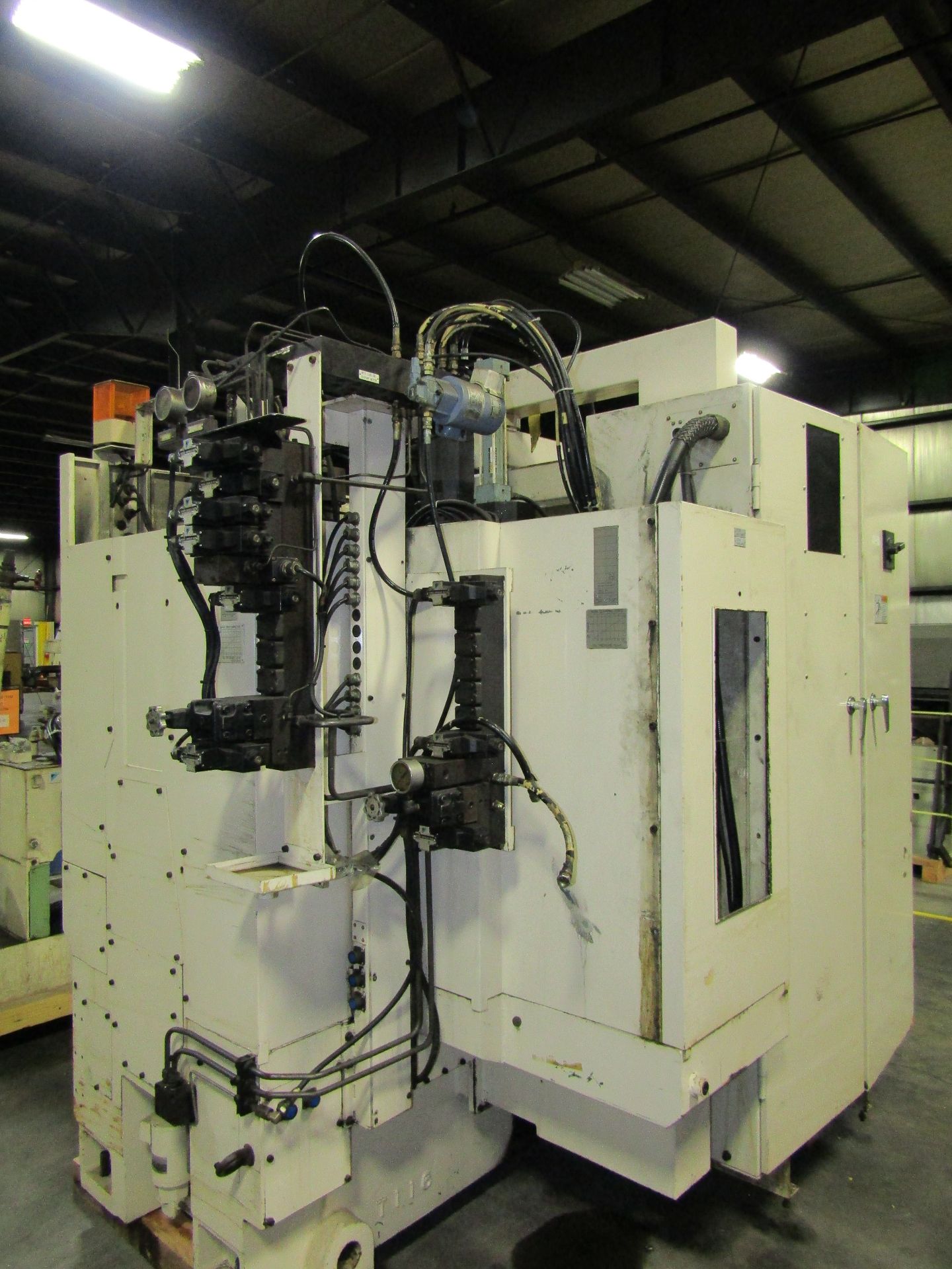 Mitsubishi Hobbing Machine, M#: GB15CNC, S#: 15372C5 W/Hydraulic Unit - Image 5 of 8