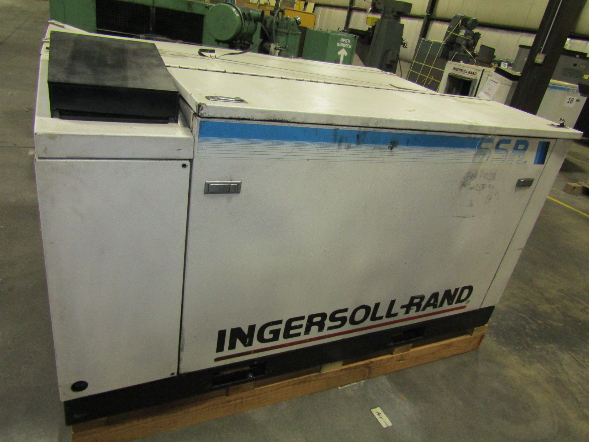 Ingersoll-Rand SSR Air Compressor S#: T75OUBO (Damaged Screw) - Image 3 of 4