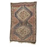 Persisch-Shiraz-Teppich um 1920, Senneh-Knoten, abgenutzt, beschädigt, mangelt, 170*112 cm Persian-