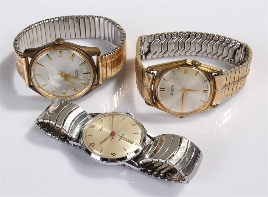 Gentleman's wristwatches, to include Accurist, Paris, Timex (3)