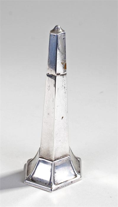 George V silver table lighter, Birmingham 1912, the angled body with hinged lid and splayed base,