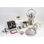 Plated wares, to include a teapot on stand, a card tray, teapot, novelty coal scuttle, etc, (qty)