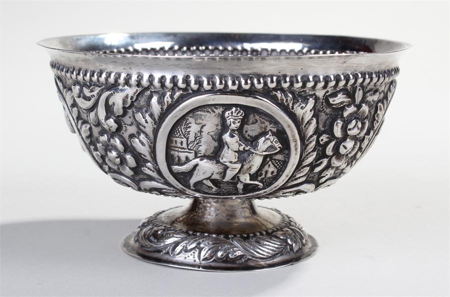 19th Century Northern Europeon silver bowl, embossed with hunting scenes among flowers and fruits, - Image 3 of 5