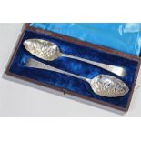 George III cased pair of silver berry spoons, London 1800, maker William Eley & William Fearn,