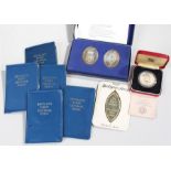 Silver proof medallions and coins, to include Danbury mint silver jubilee ingots, Pobjoy one