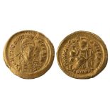 Theodosius II AV Solidus. Constantinople, 441-450 A.D. D N THEODOSIVS P F AVG, pearl-diademed,