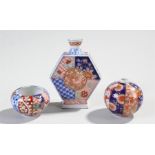 Japanese miniature Fukagawa porcelain miniature vase, of hexagon form, decorated in the Imari