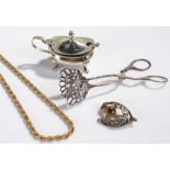 Collection of items, to include a chain, a silver mustard, tongs and a brooch