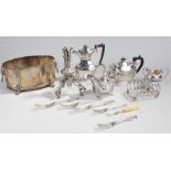 Collection of silver plated wares, to include a teapot, coffee pot, toast rack, jardinière, jug,