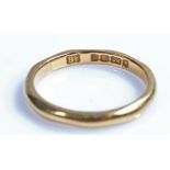 22 carat gold wedding band, 2.4 grams, ring size I