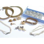 Costume jewellery, to include necklaces, frog brooches, earrings, etc, (qty)