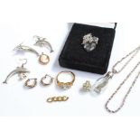 Mixed jewellery, to include links, silver jewellery, a ring, etc, (qty)